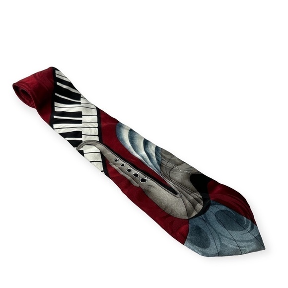 Windsor Upbeat Men’s Silk Tie Piano & Saxophone Pattern - Picture 1 of 5